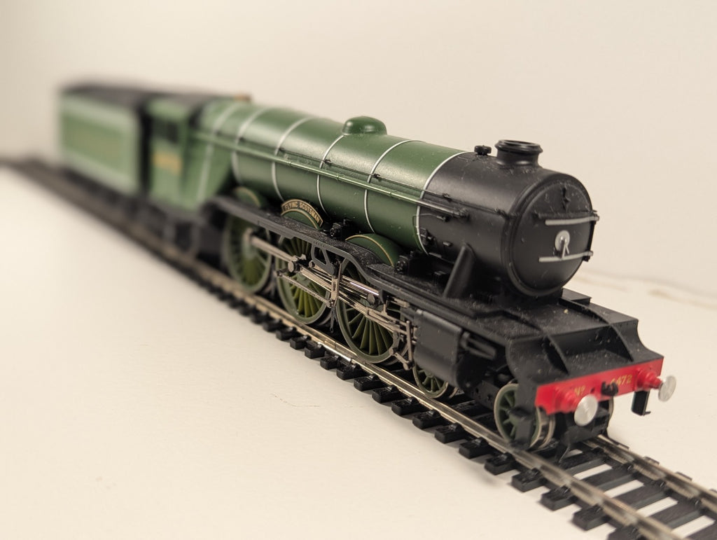 Hornby OO Gauge LNER Class A1 “Flying Scotsman” – LNER Green – DCC Ready