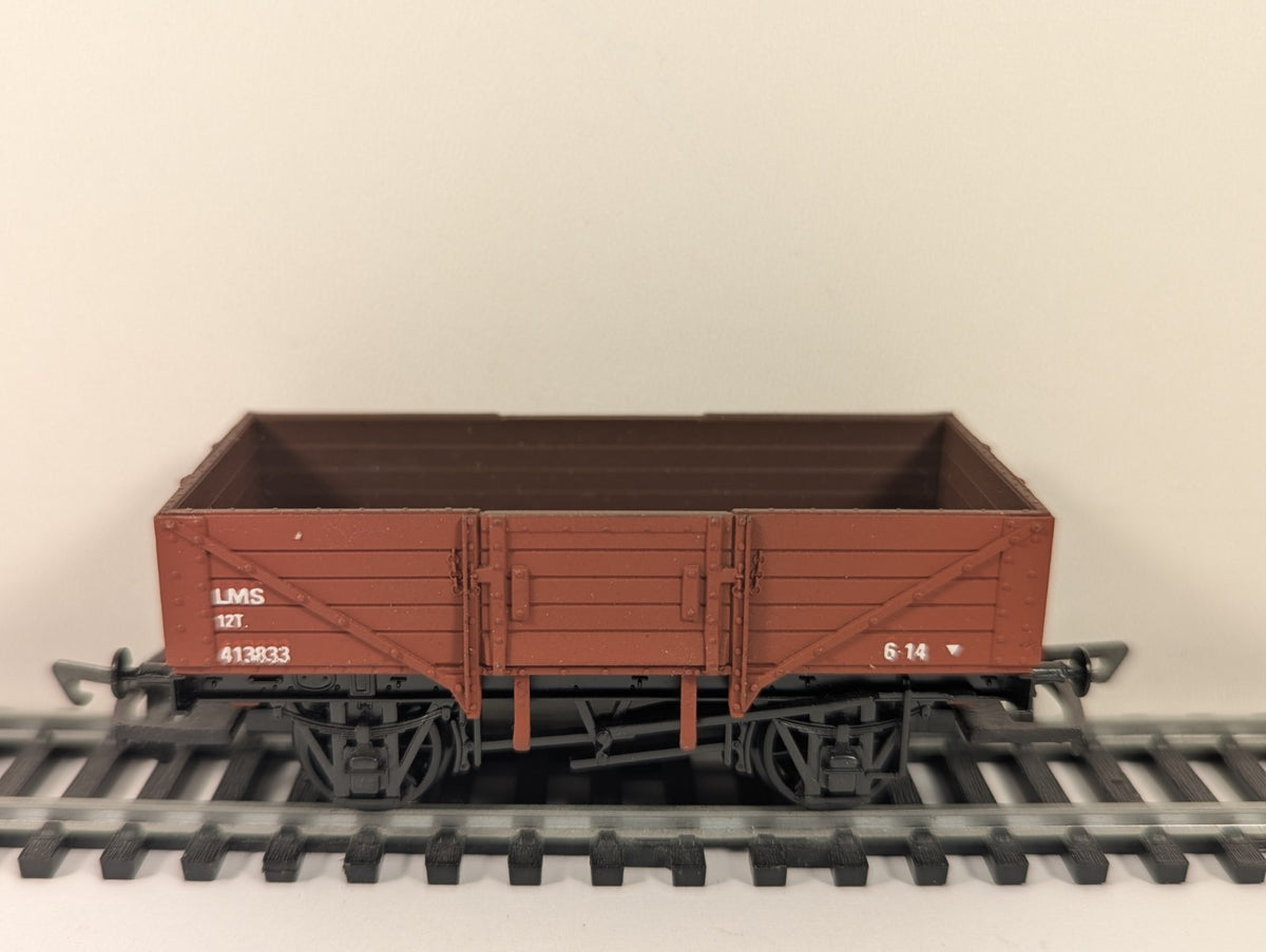 Dapol B3 OO LMS 5 Plank Wagon 413833