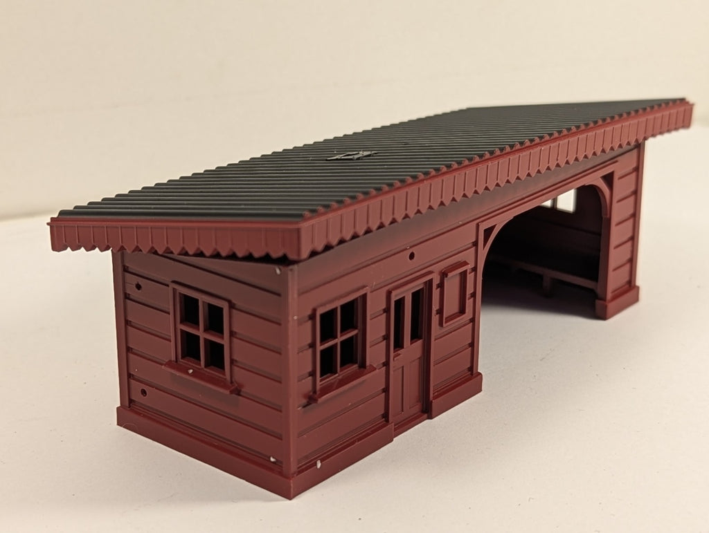 Hornby OO Gauge R513 Platform Waiting Room Maroon