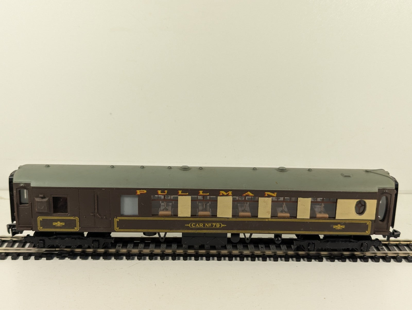 Hornby-Dublo 4037 Pullman Brake Car Car No79 OO Gauge - Boxed