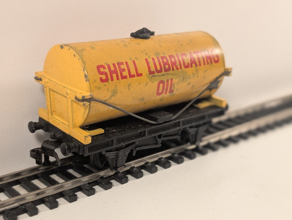 Hornby Dublo Shell Lubricating Oil 14 Ton Tank Wagon
