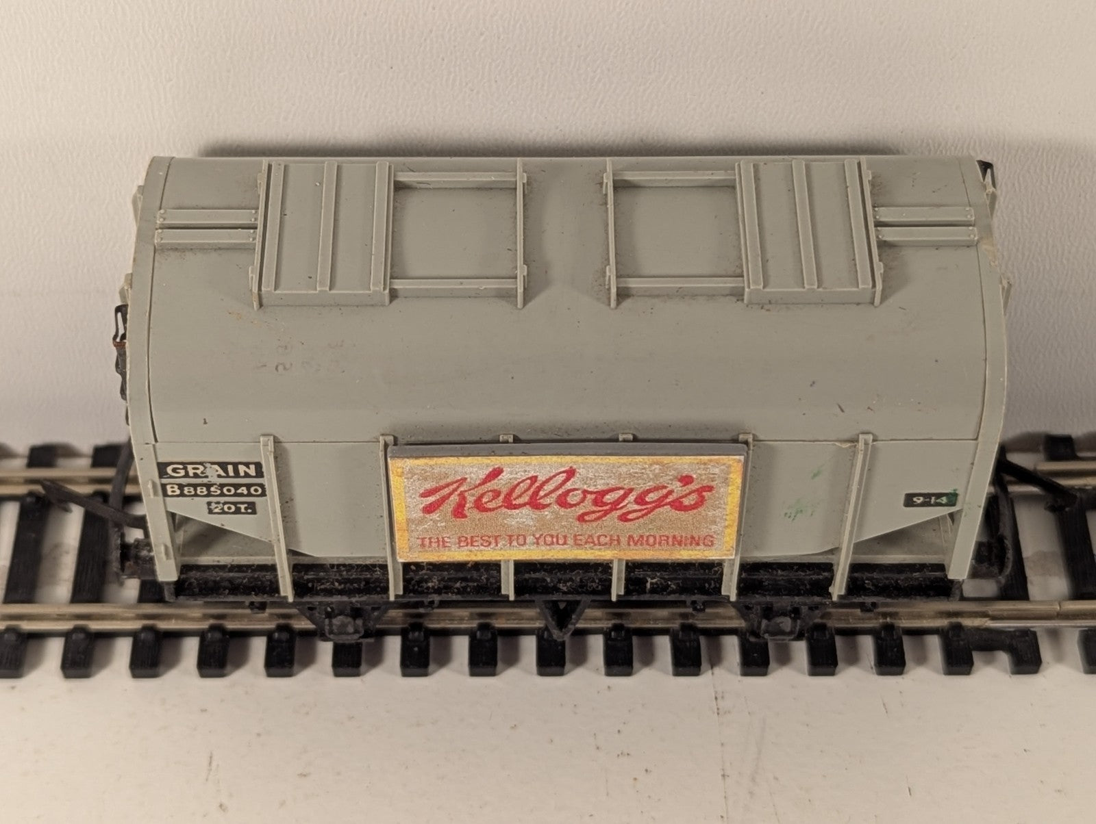 Hornby Dublo OO Gauge 20/21 Ton Grain Hopper Wagon 1973 Kelloggs