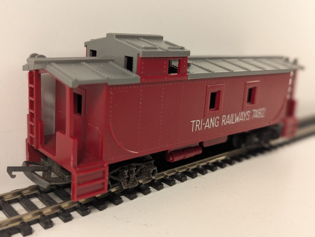 Tri-ang R115 OO Gauge Caboose Wagon 7482