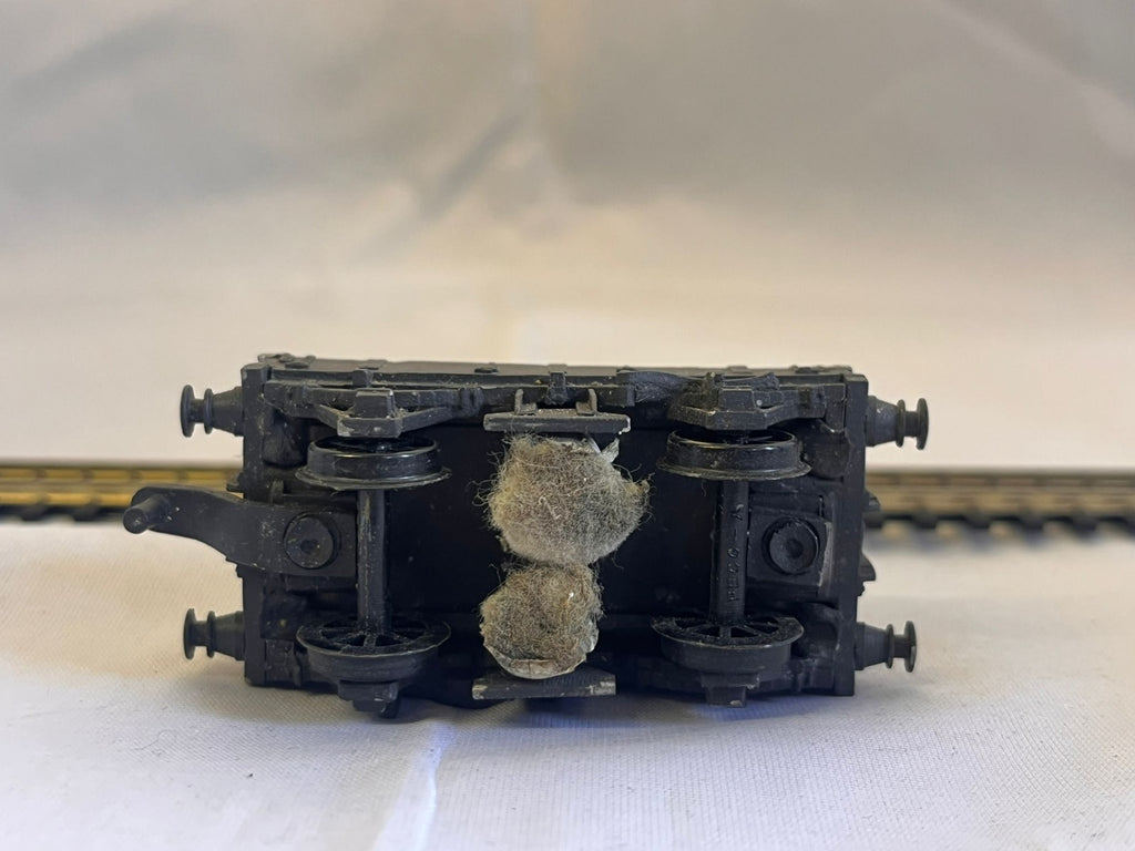 Kitbuilt OO Gauge 3 Plank Cleaning Wagon