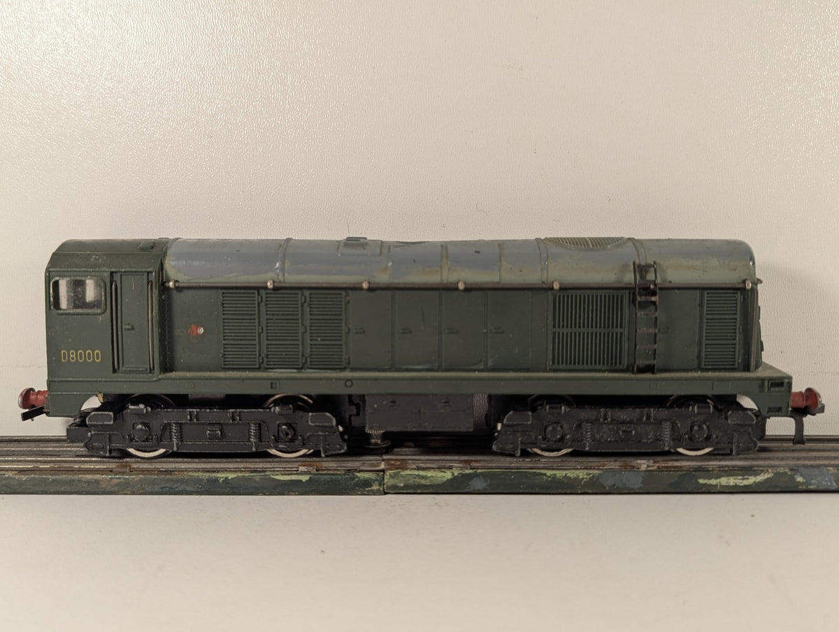 Hornby Dublo OO Gauge Class 20 Bo-Bo Diesel Electric Locomotive D8000 BR Green