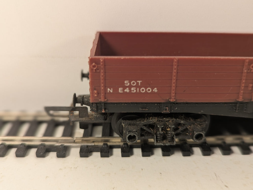 Tri-ang OO Gauge 50 Ton Bogie Brick Wagon Goods Wagon E451004 BR