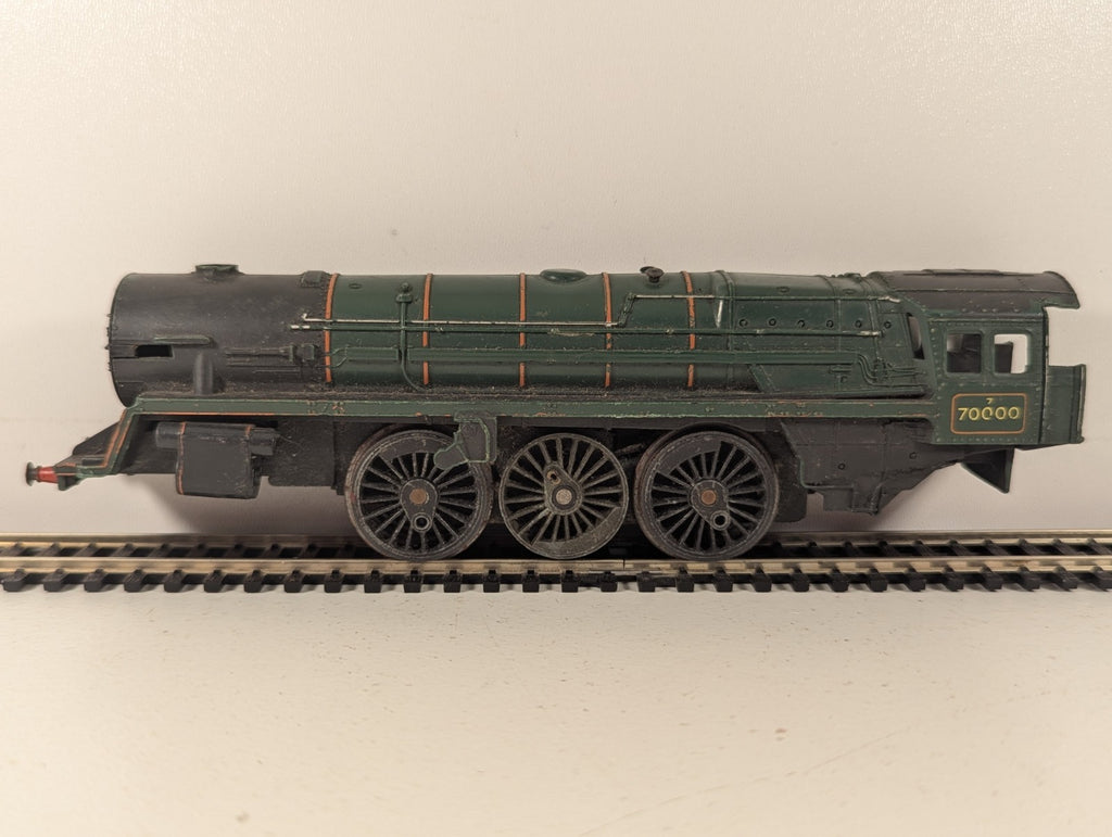 Tri-ang OO Gauge Class 7MT Britannia Steam Locomotive 70000 BR Green