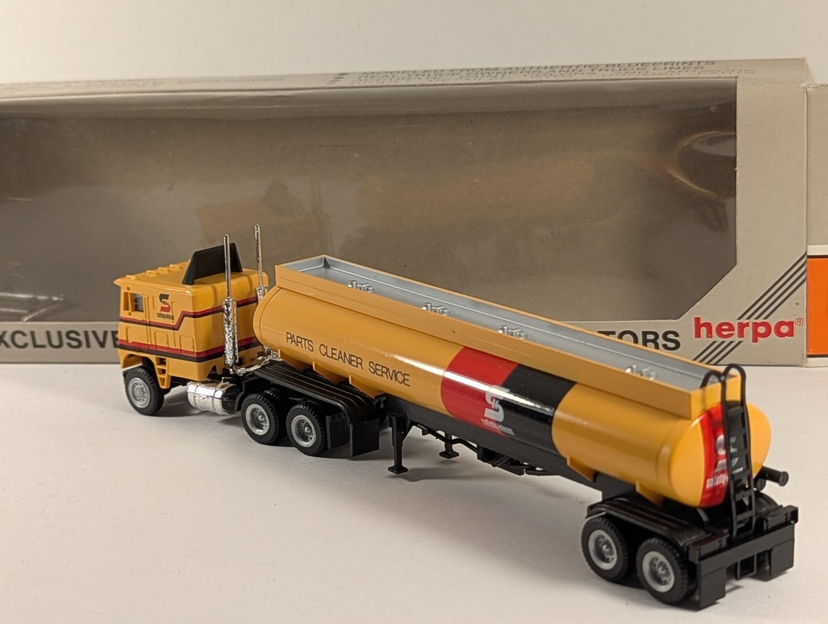 Con-Cor HO Scale Safety-Kleen Parts Cleaner Service Tanker Truck