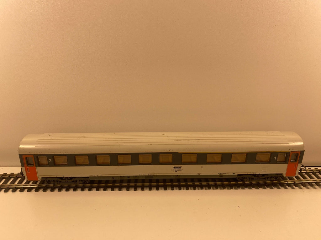 Lima SNCF Corail Passenger Coach – HO Gauge