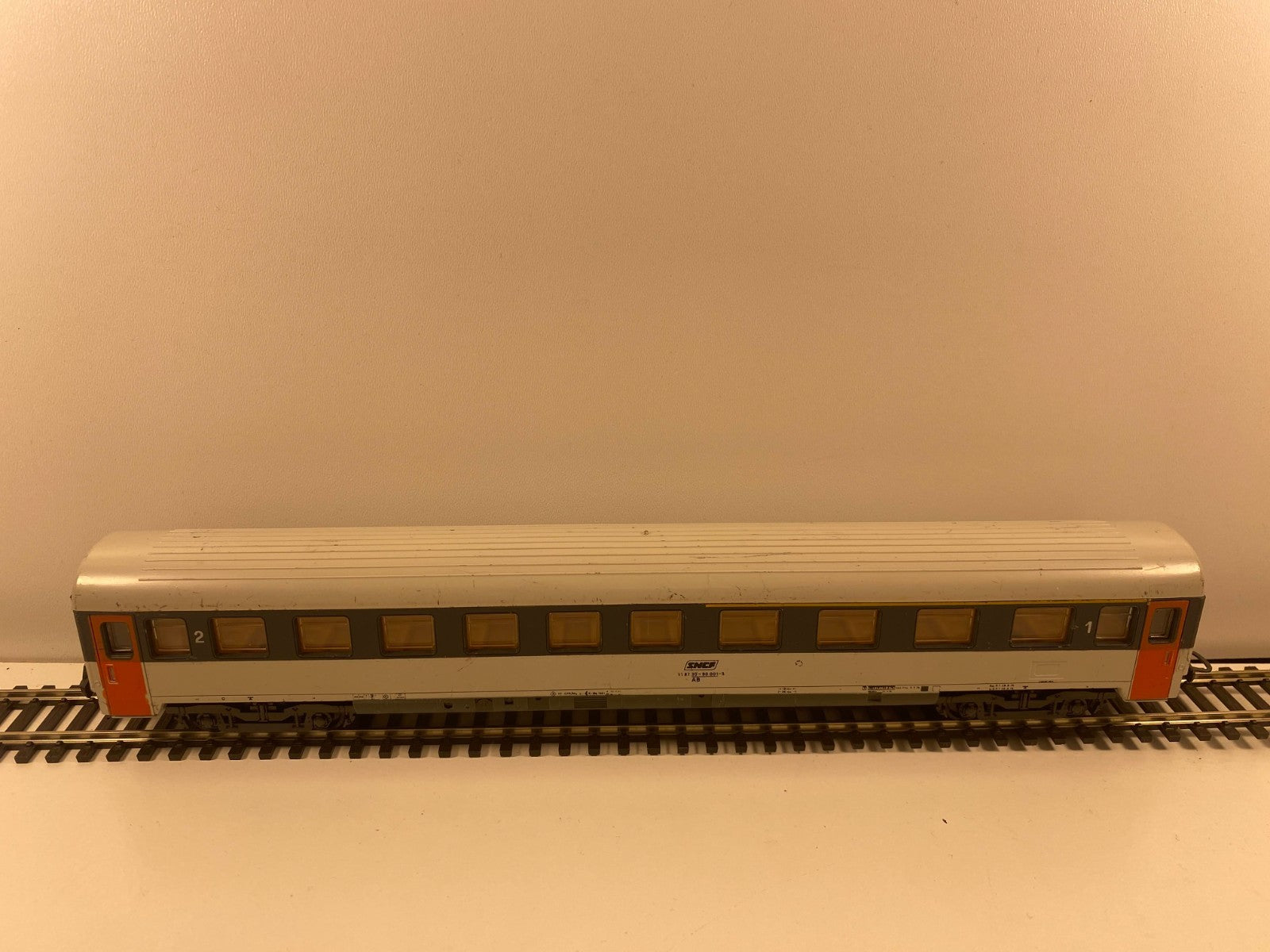 Lima SNCF Corail Passenger Coach – HO Gauge