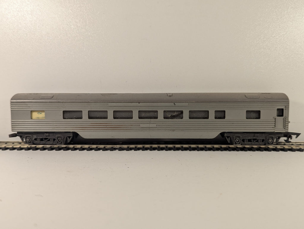 Tri-ang OO Gauge Transcontinental Passenger Coach Grey R.24/25