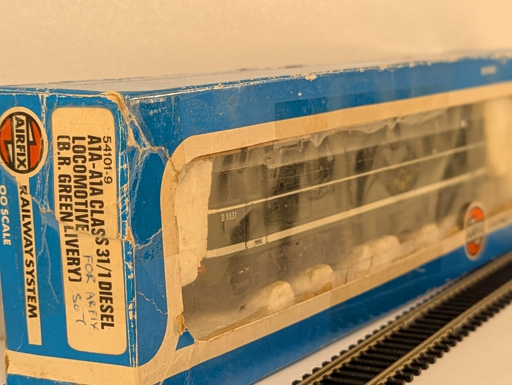 Airfix 54101-9 OO Gauge Class 31 D5531 BR Green - Boxed