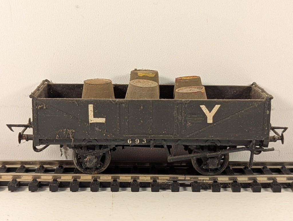 Kitbuilt OO Gauge L&Y 5-Plank Open Wagon Goods Wagon 693