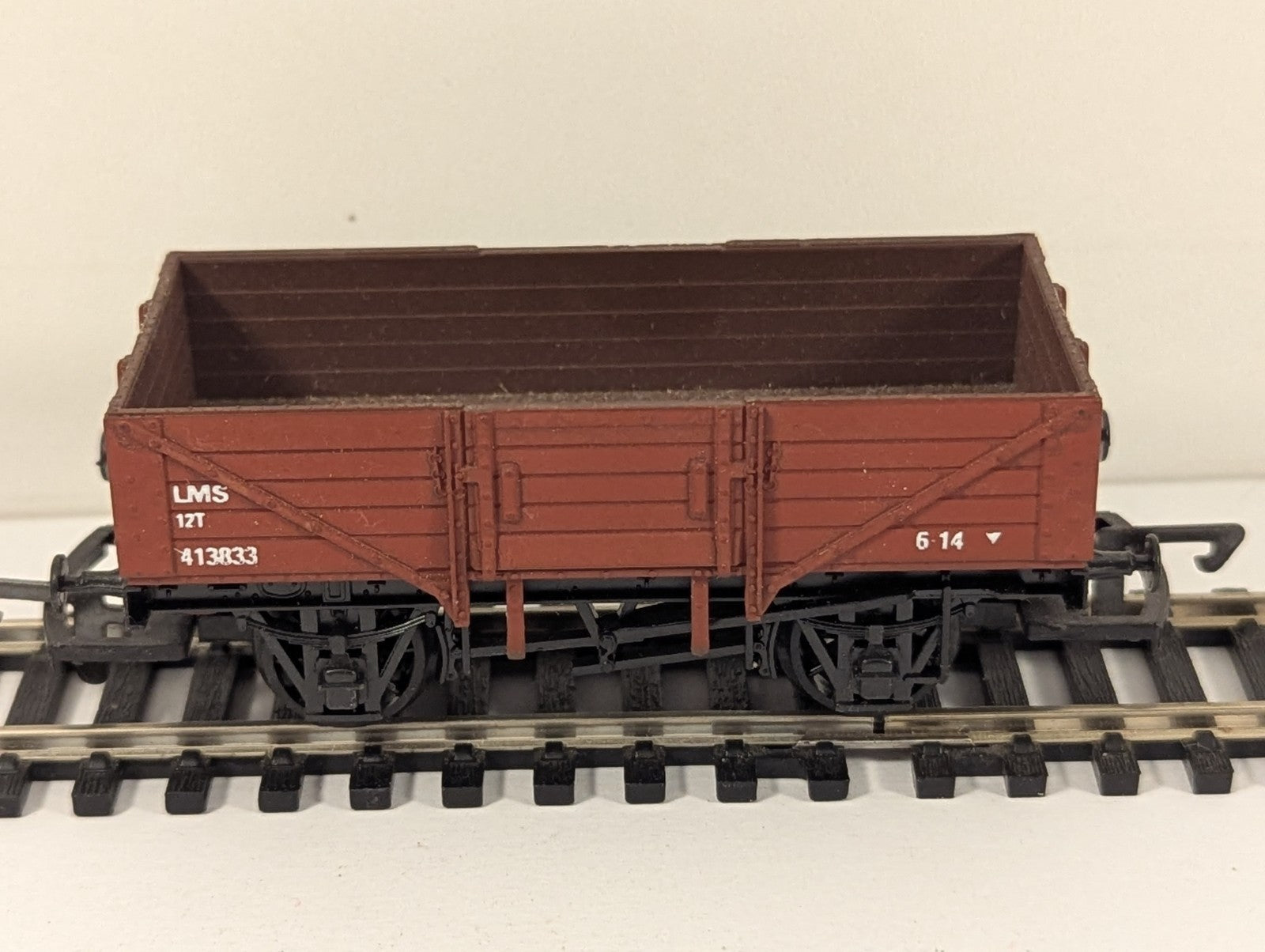 Airfix OO Gauge LMS 5 Plank Open Wagon