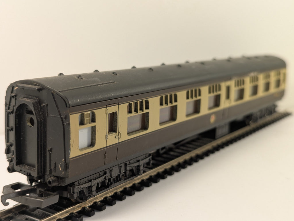Lima 305333 OO Gauge BR Mk1 Brake 2nd Corridor Coach