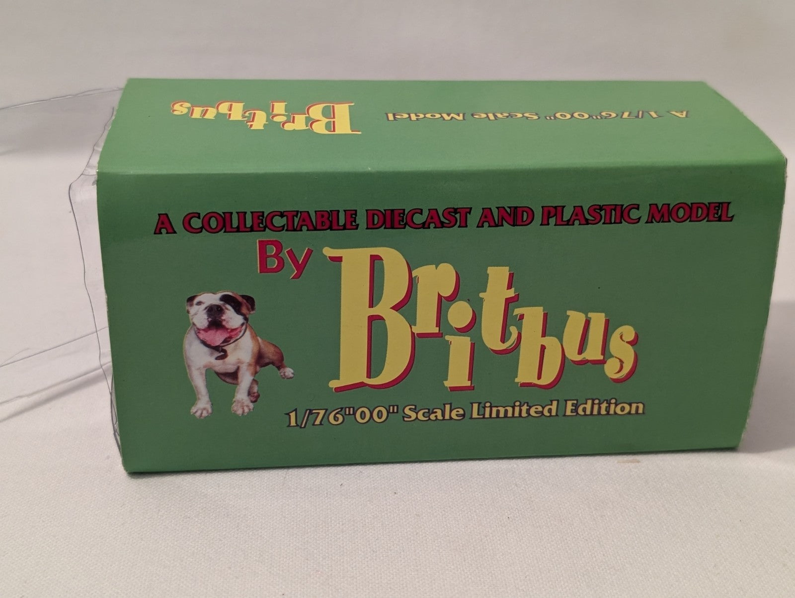 Britbus N6005 Guy Arab Mark IV – Southdown – Needs Grill Gluing