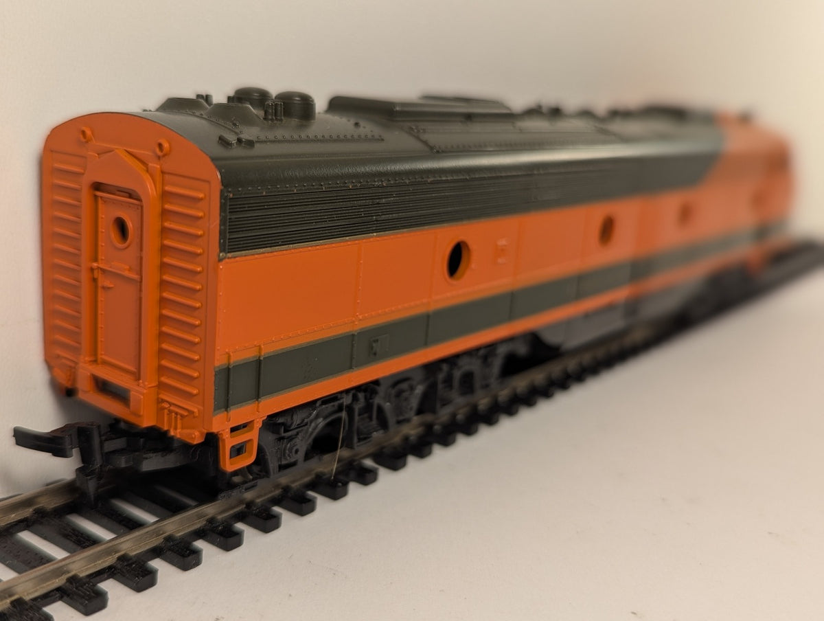 Athearn HO Gauge EMD F7A Dummy Locomotive 902 Great Northern Non-Runner