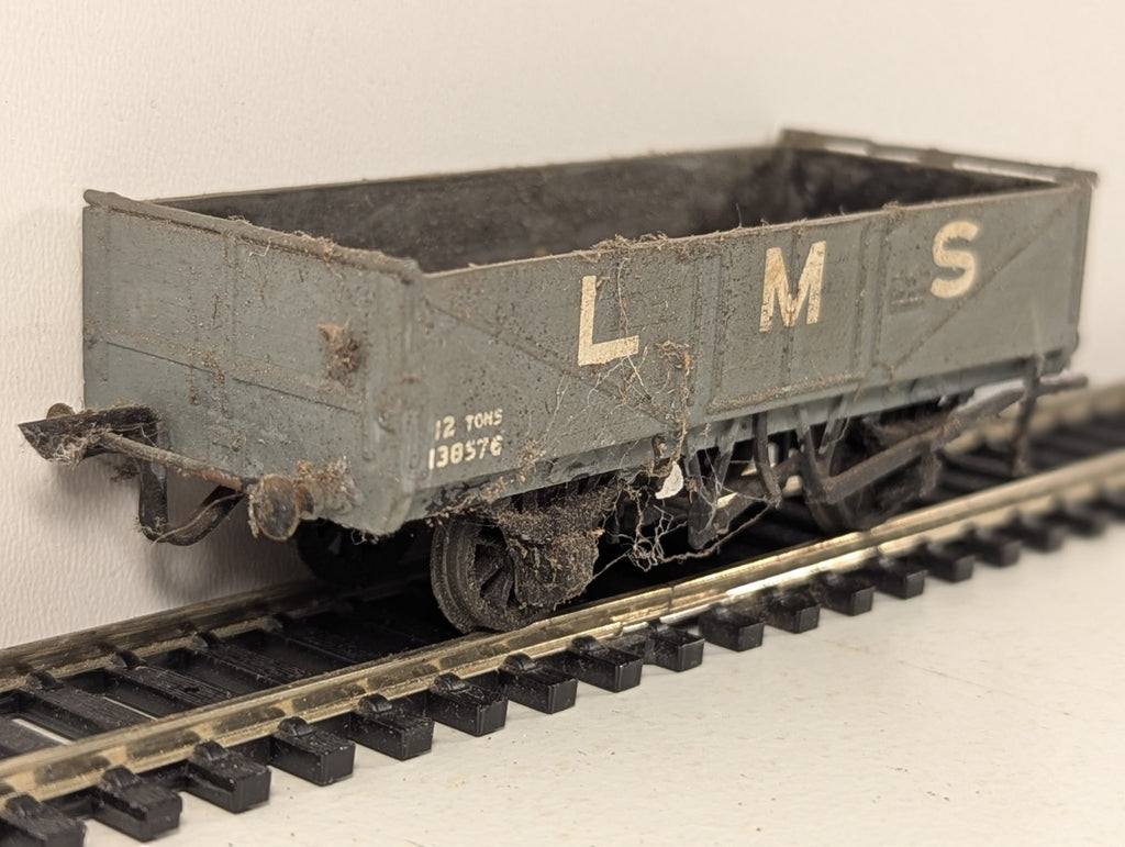 Kitbuilt OO Gauge 5 Plank Open Wagon Goods Wagon 138576 LMS Grey