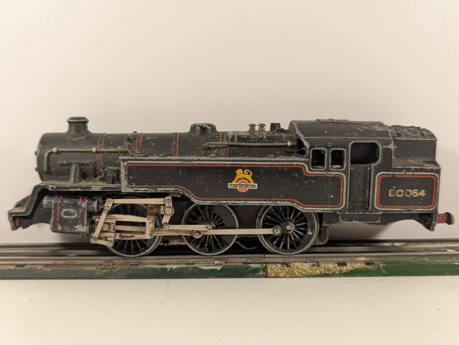 Hornby Dublo OO Gauge BR Standard 4MT 2-6-4 Tank Non-Runner