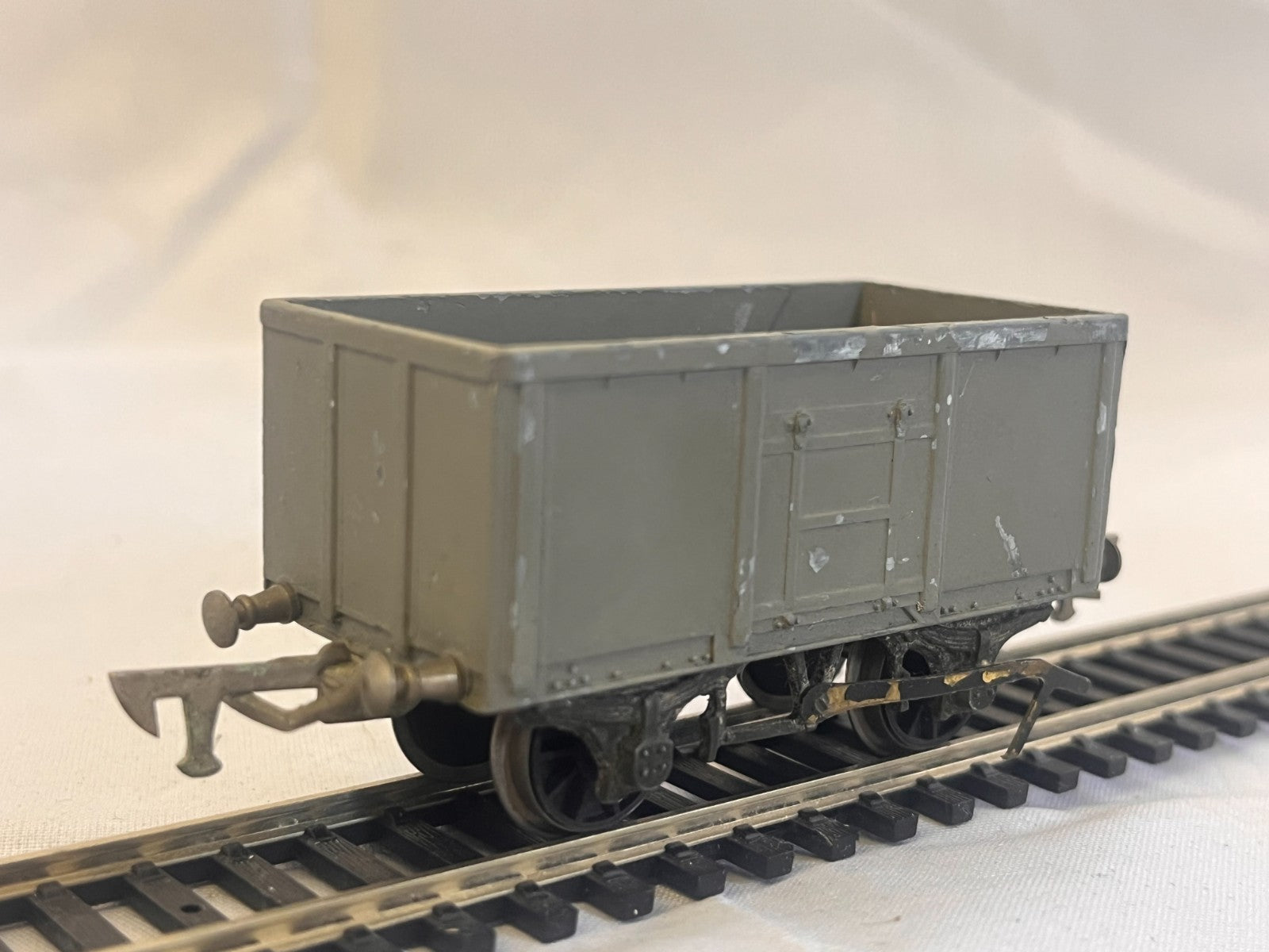 Graham Farish Diecast Grey Mineral Wagon