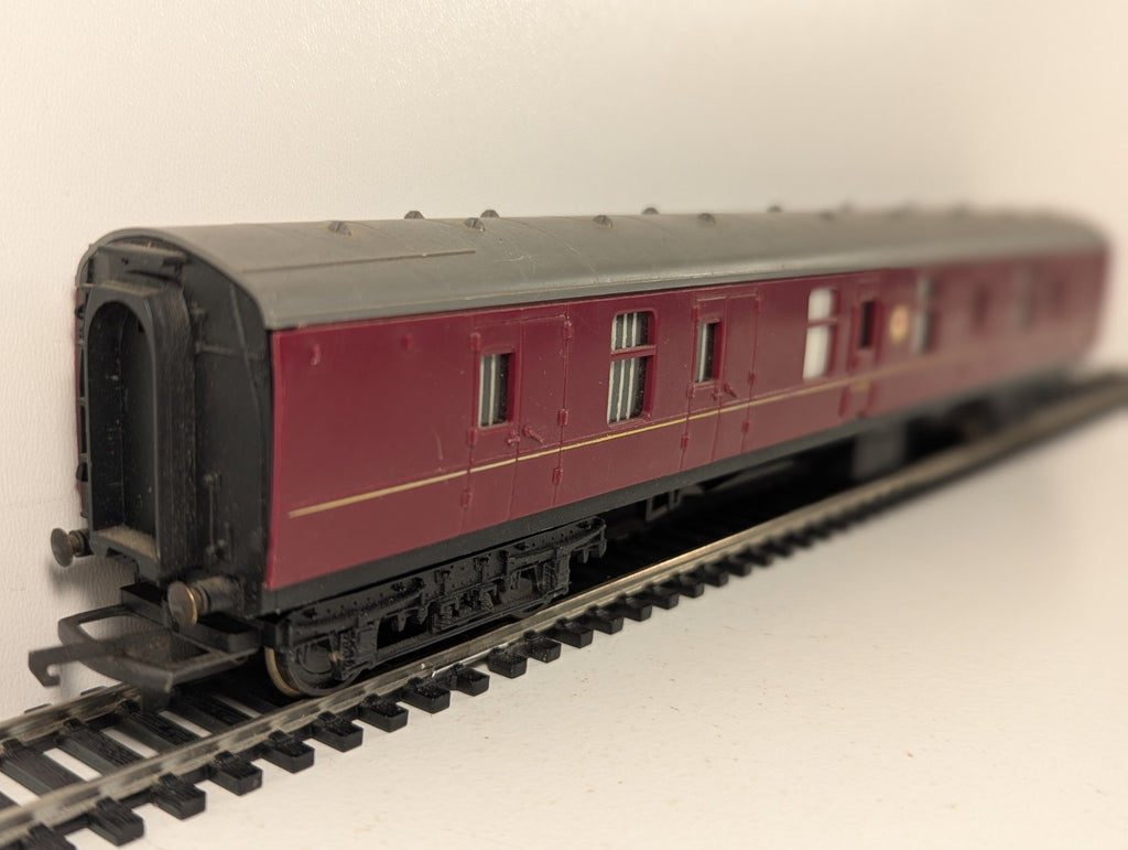 Tri-ang OO Gauge BR Maroon Mk1 Full Brake Coach