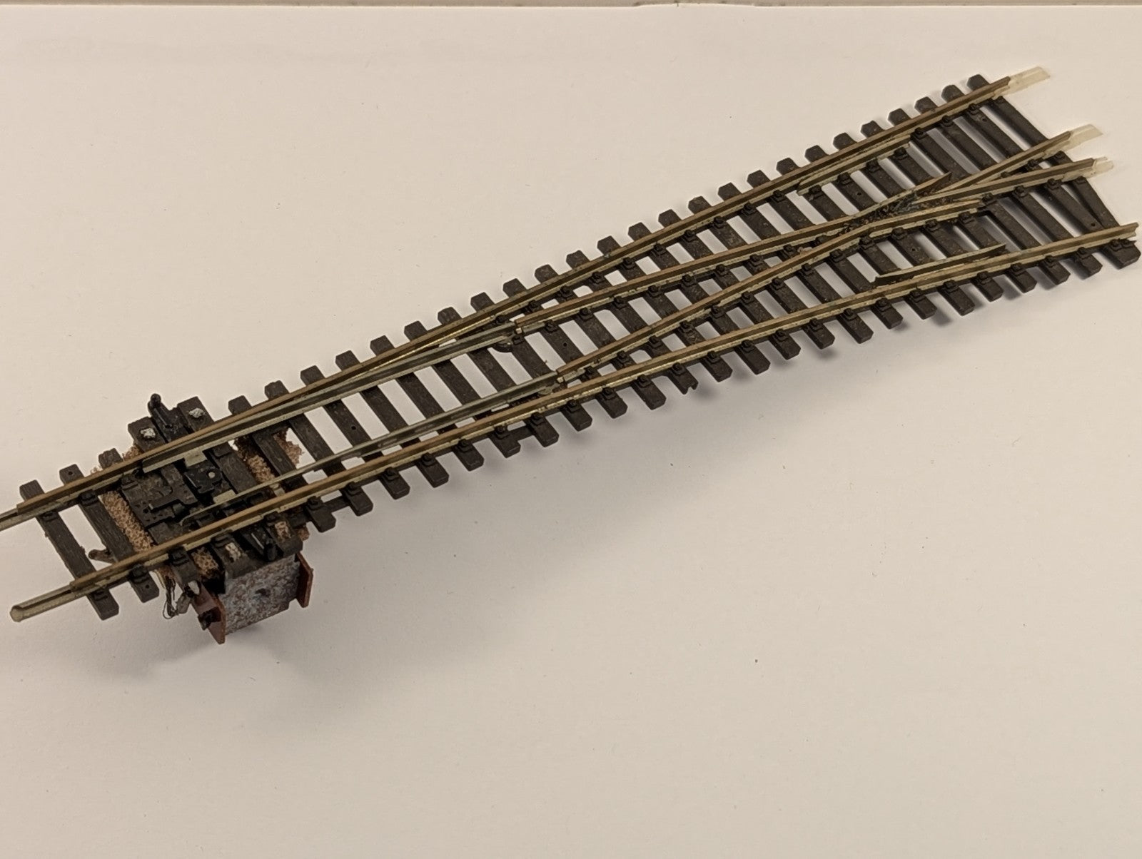 Peco OO Gauge Point with Point Motor