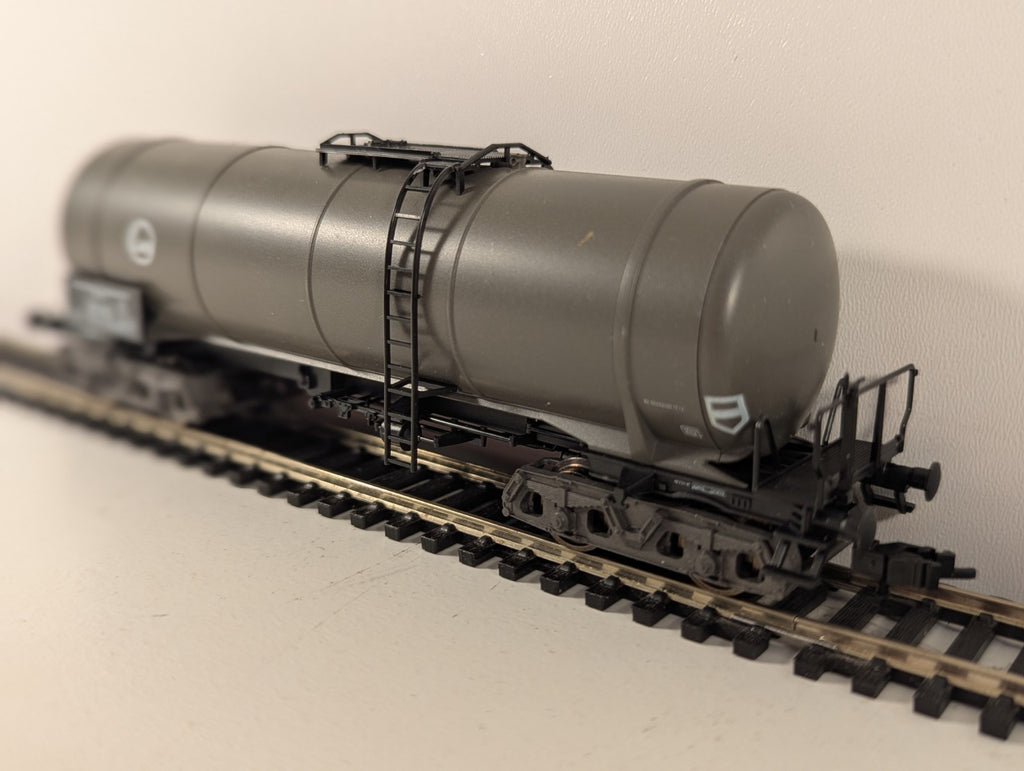Fleischmann 5475 HO Gauge Tank Wagon
