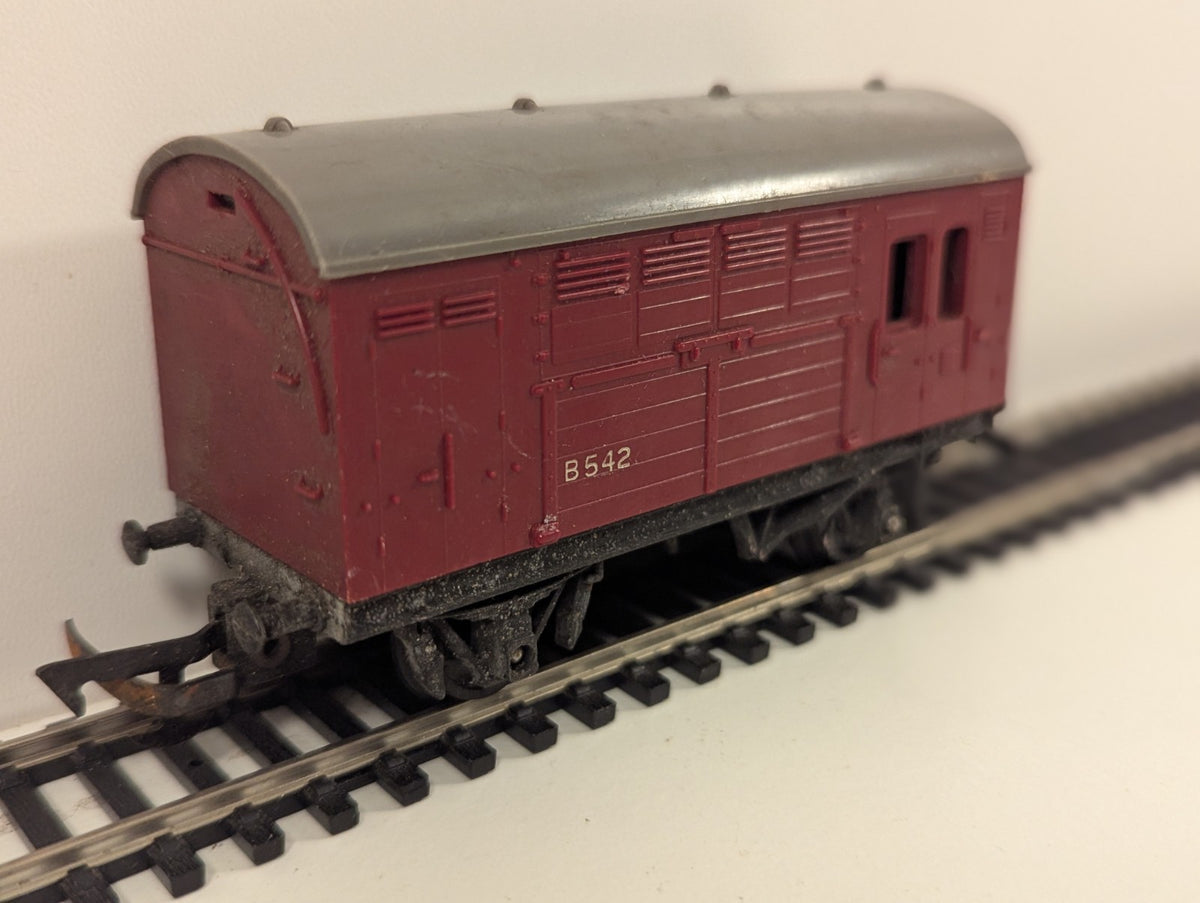 Tri-ang R123 OO Gauge BR Horse Box