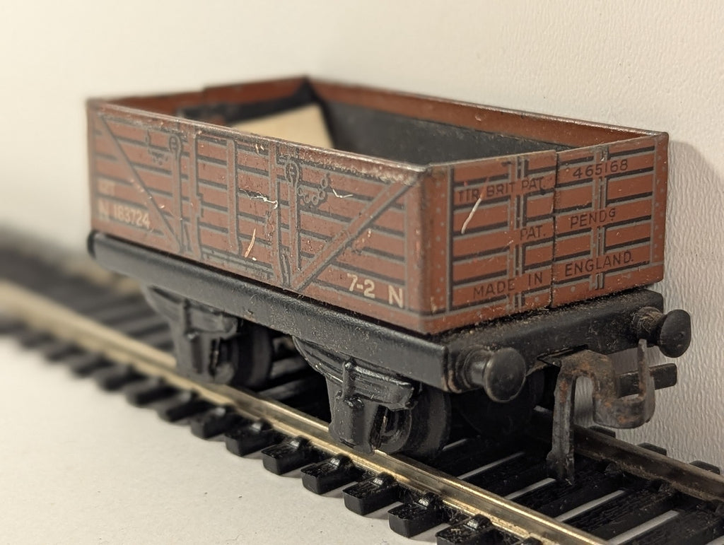 Trix Twin Railway OO Gauge 12T Open Wagon Goods Wagon N 183724 LNER Brown