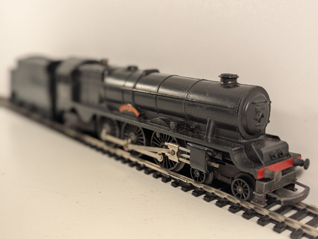 Tri-ang R50 OO Gauge Princess Victoria Poor Runner