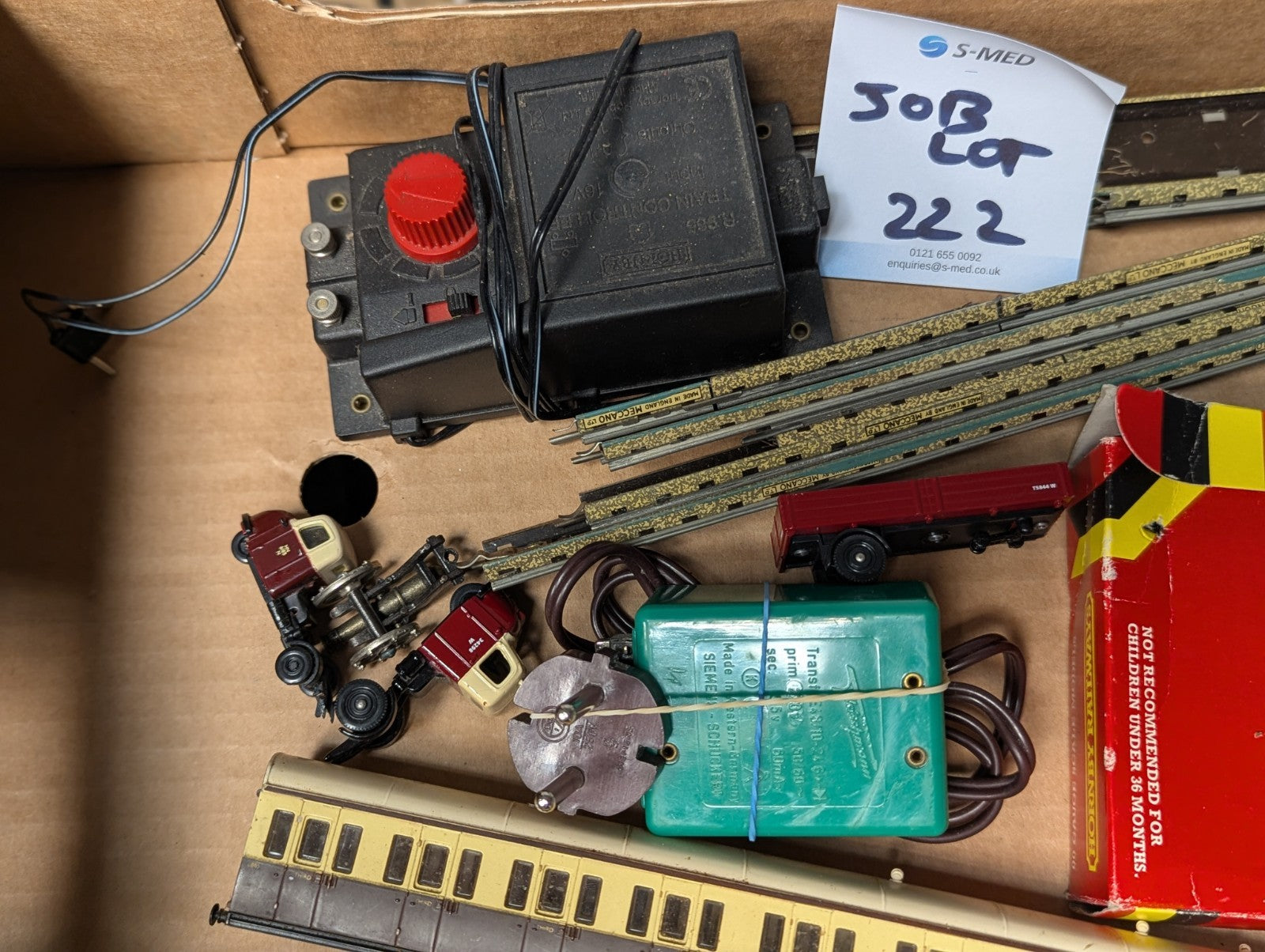 OO Gauge Job Lot of Model Railway Spares & Parts - Lot 222