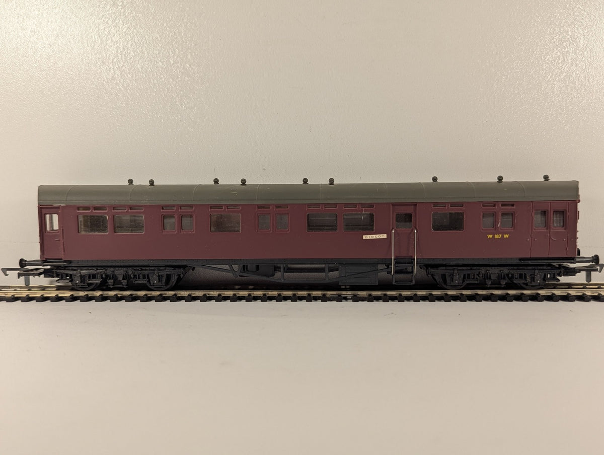 Airfix OO Gauge Collett Auto-Coach Passenger Coach W187W BR Maroon 54256-8