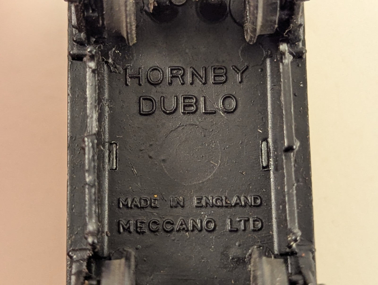 Hornby Dublo OO Gauge Shell Lubricating Oil Tank Wagon