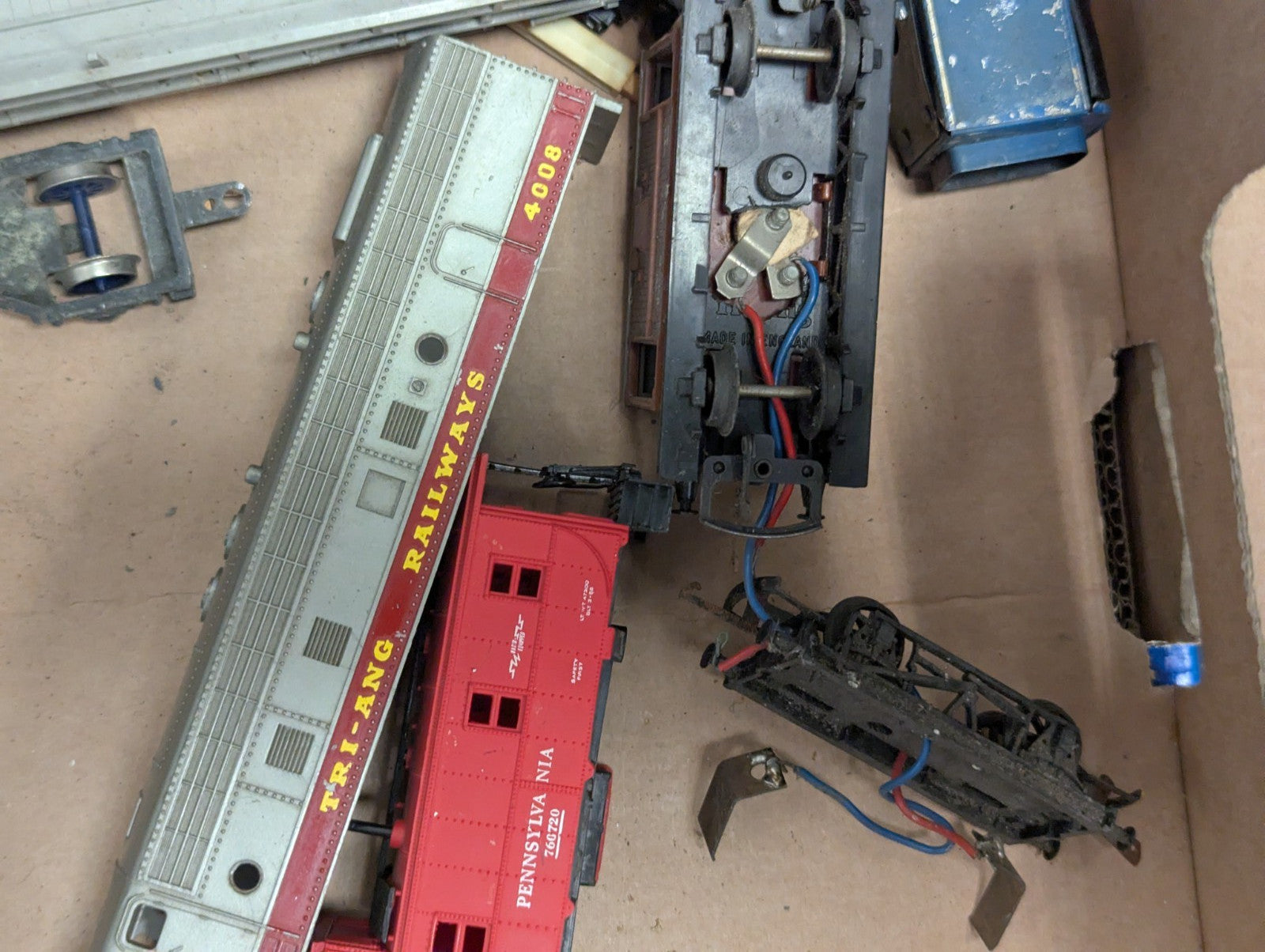 OO Gauge Job Lot of Model Railway Spares