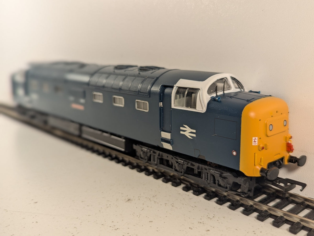 Bachmann OO Gauge Class 55 Deltic 55 012 'Crepello' Diesel Locomotive 55012