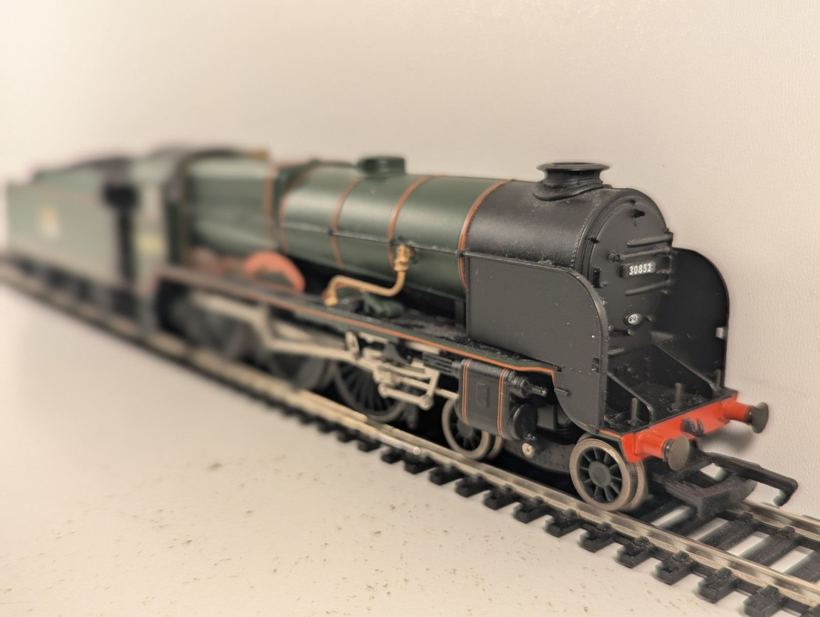 Bachmann OO Gauge Lord Nelson Class 4-6-0 30852 'Sir Walter Raleigh