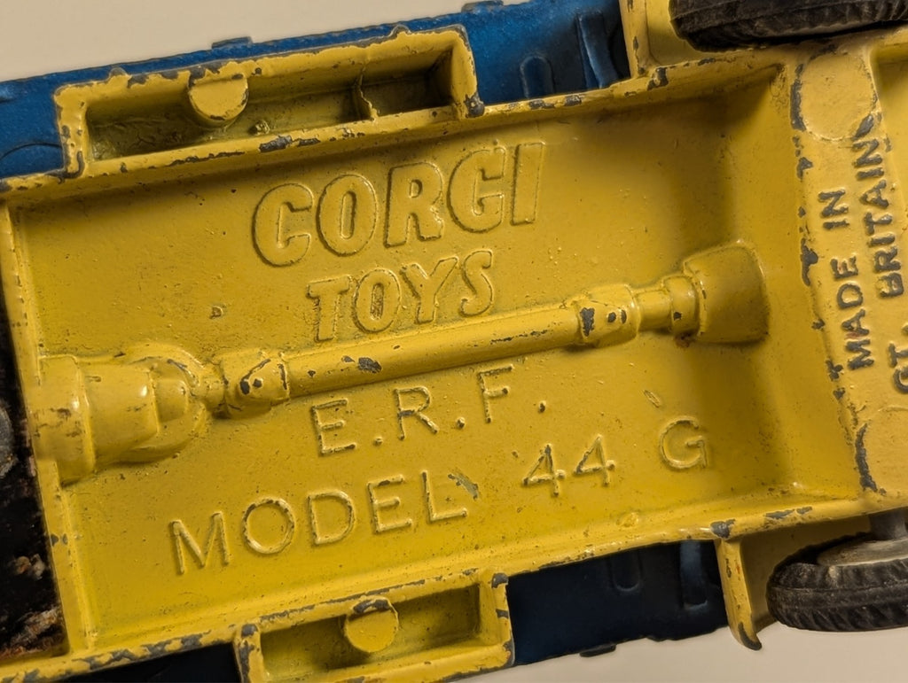 Corgi Toys 456 ERF Model 44G Dropside Lorry 1:43 Scale