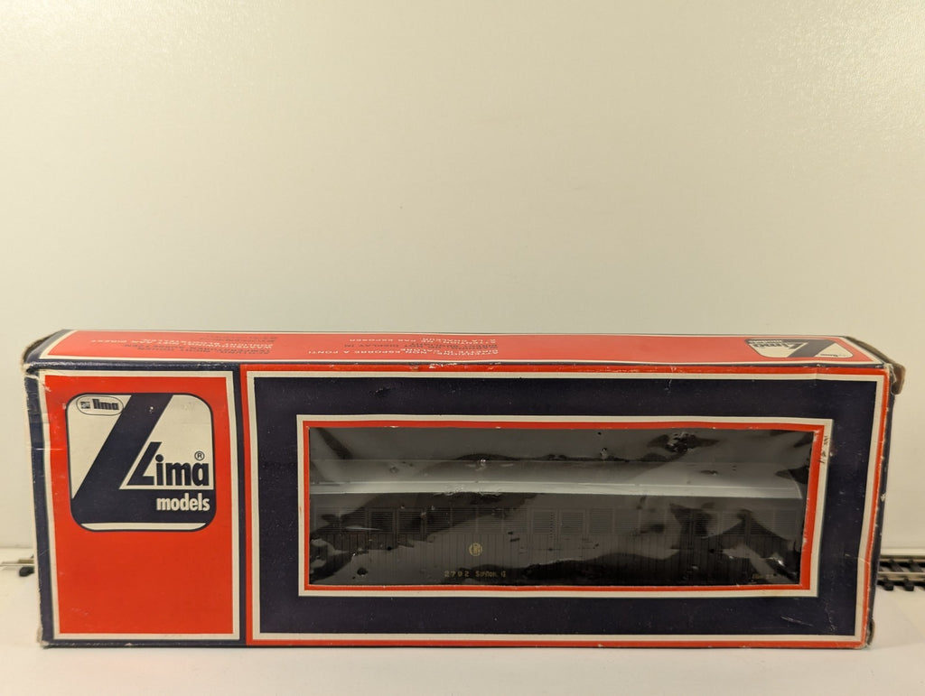 Lima GWR Siphon G Parcel Van Boxed