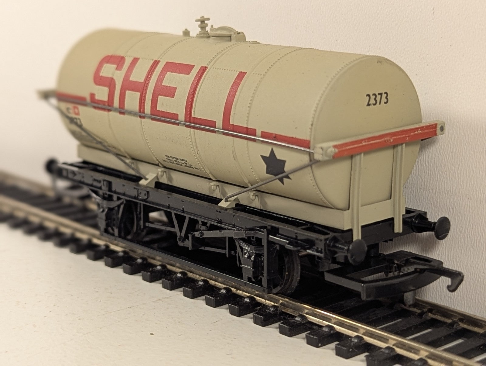 GMR Airfix OO Gauge Shell Petrol Tanker Tank Wagon 2373 54347-3