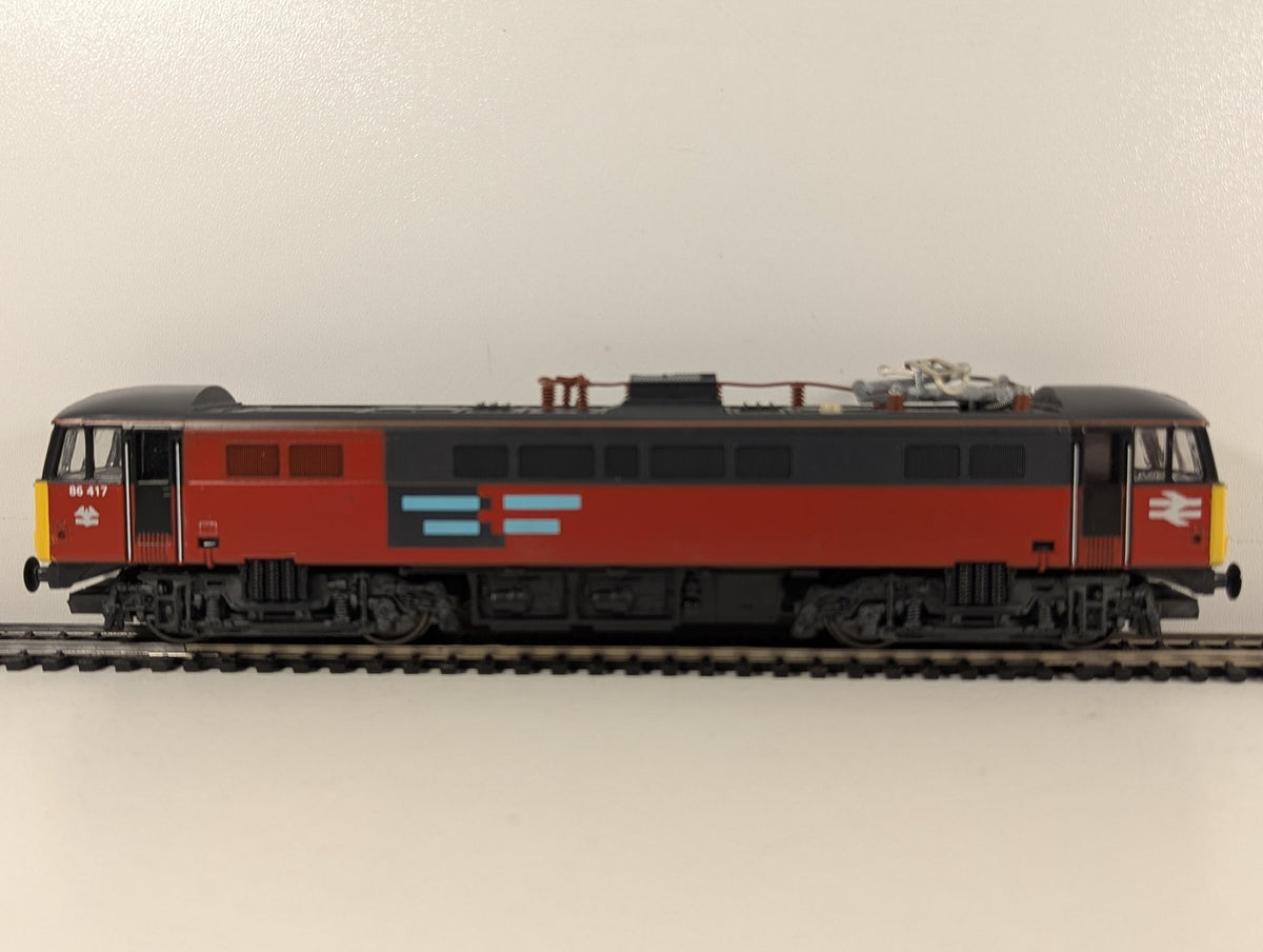 Hornby OO Gauge Class 86 Electric Locomotive 86 417 BR Railfreight Distribution