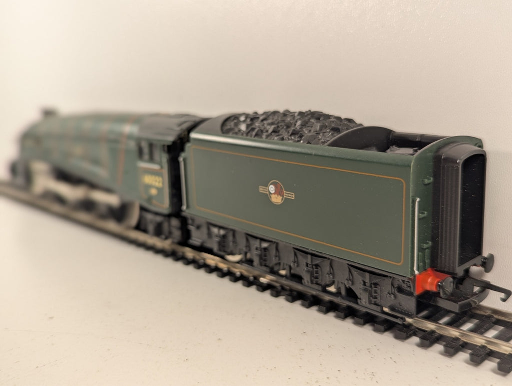 Hornby LNER Class A4 "Mallard" Steam Locomotive OO Gauge - Boxed