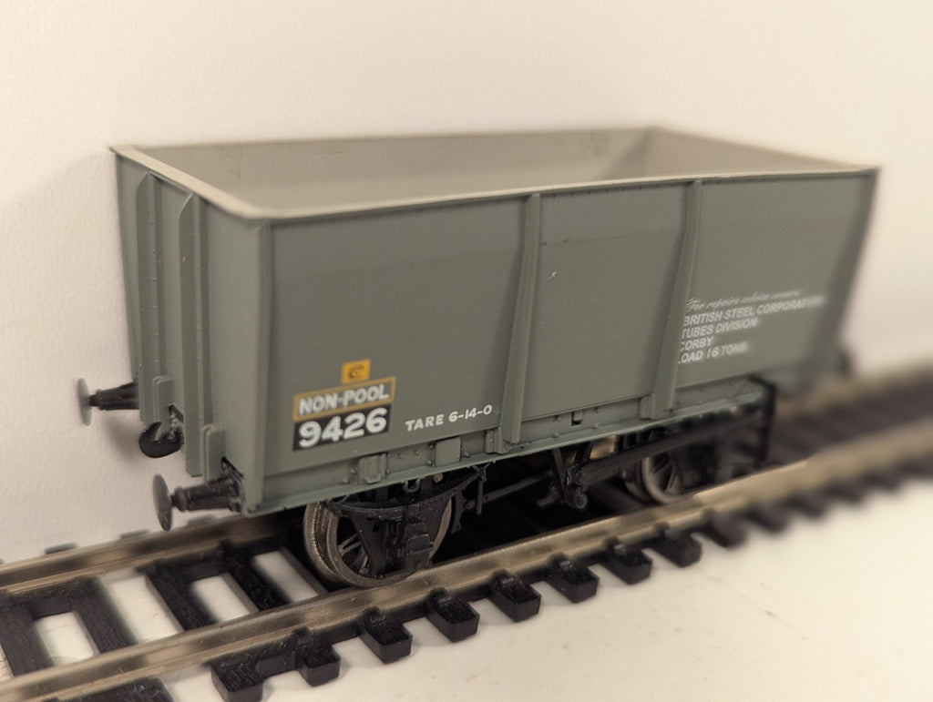 Bachmann 37-400A OO Gauge 16T Tippler Wagon British Steel Corby
