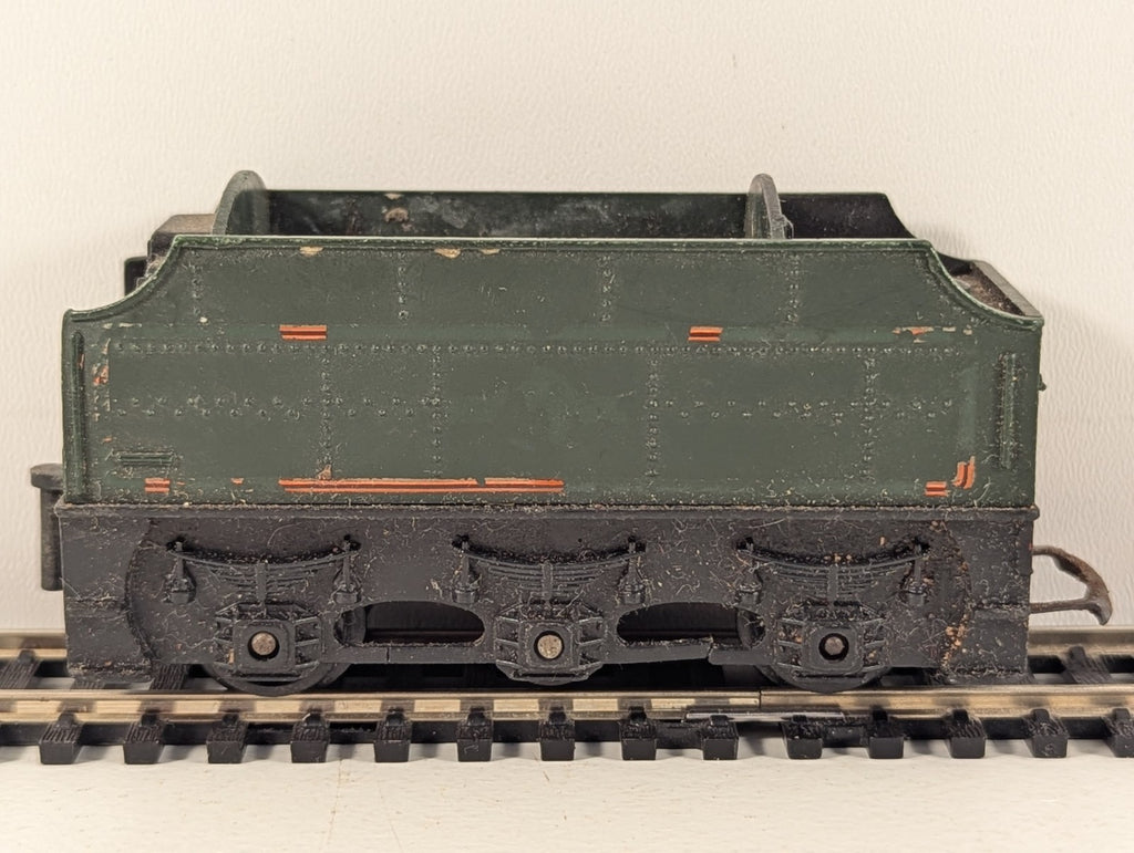 Tri-ang Hornby R33 OO Gauge BR Green Tender - Spares/Repairs