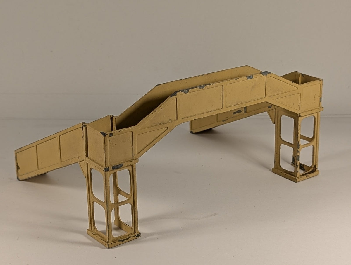 Hornby Dublo OO Gauge D1 Footbridge Cream
