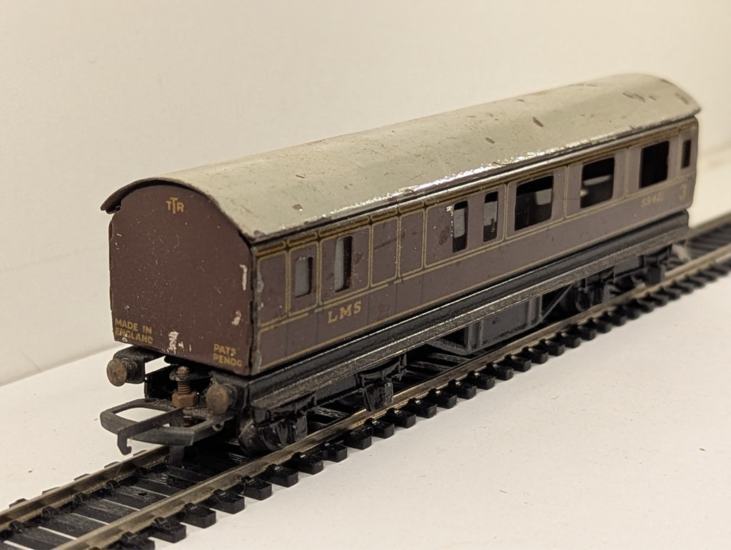 Trix OO Gauge LMS 3rd Class Brake Coach