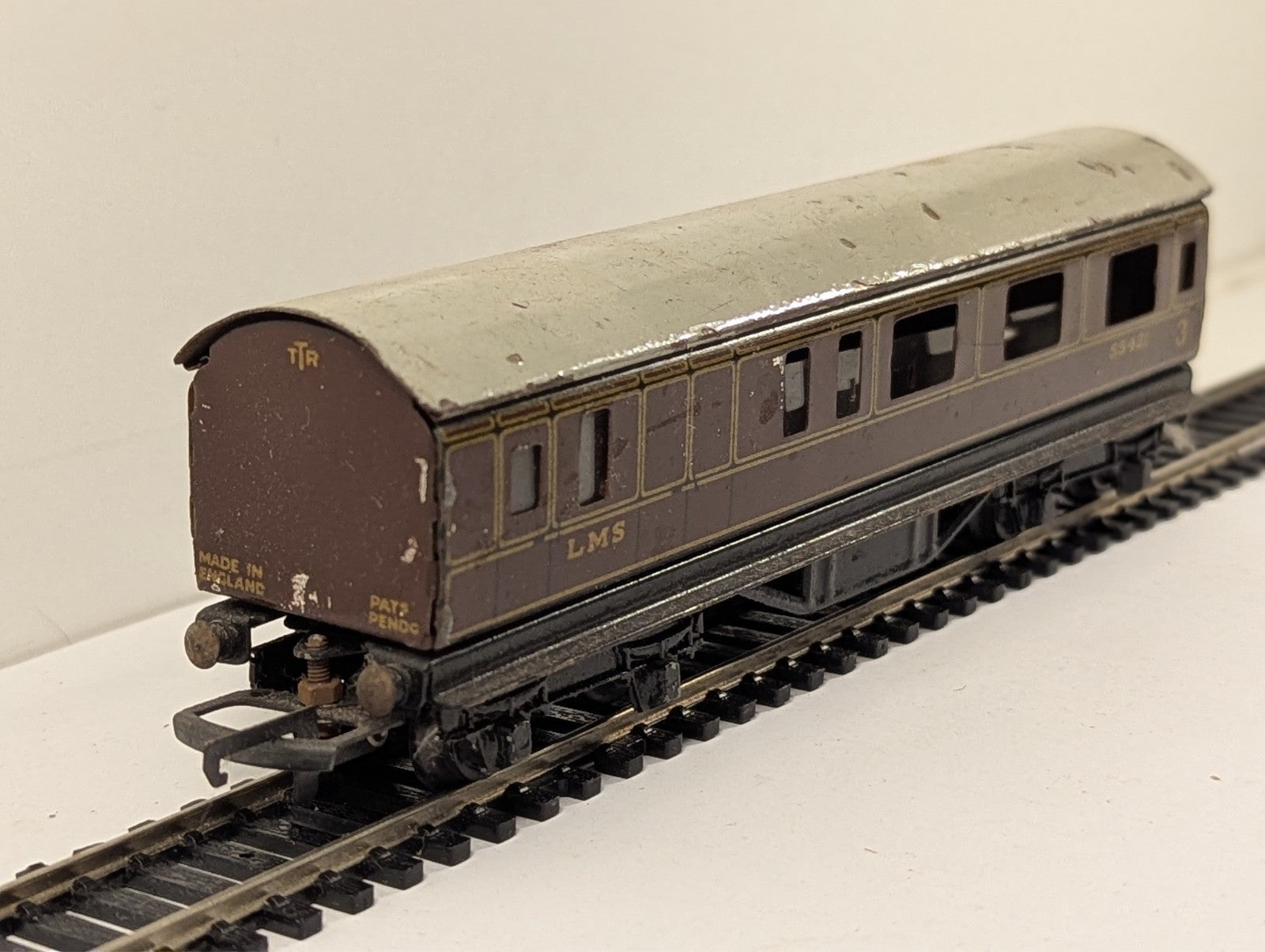 Trix OO Gauge LMS 3rd Class Brake Coach