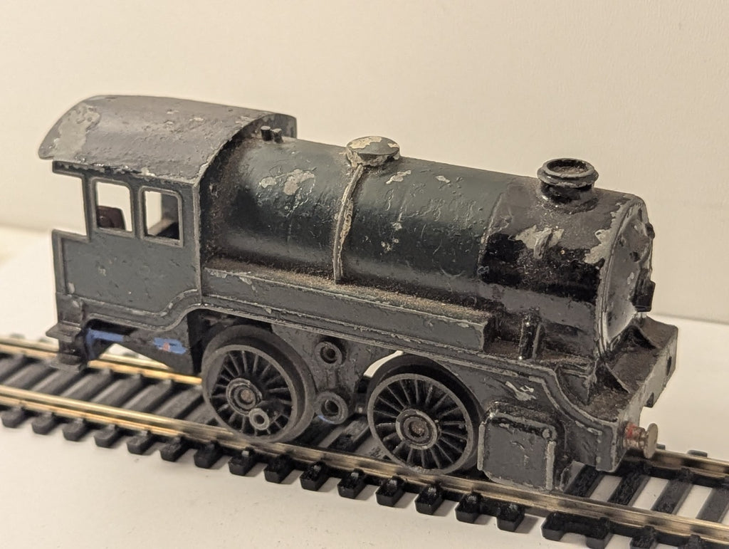 Trix OO Gauge 0-4-0 Tank Locomotive Dummy Black
