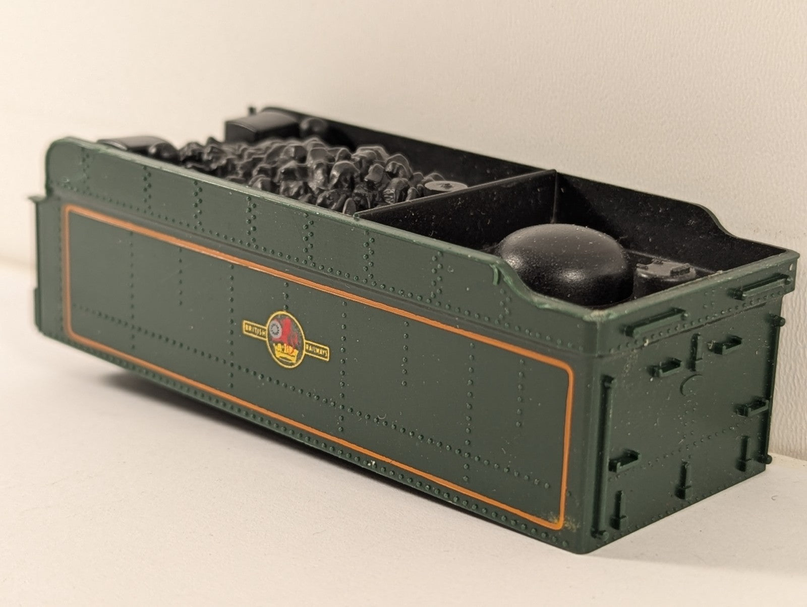 Tri-ang Hornby OO Gauge GWR Tender Shell for a Halls Class