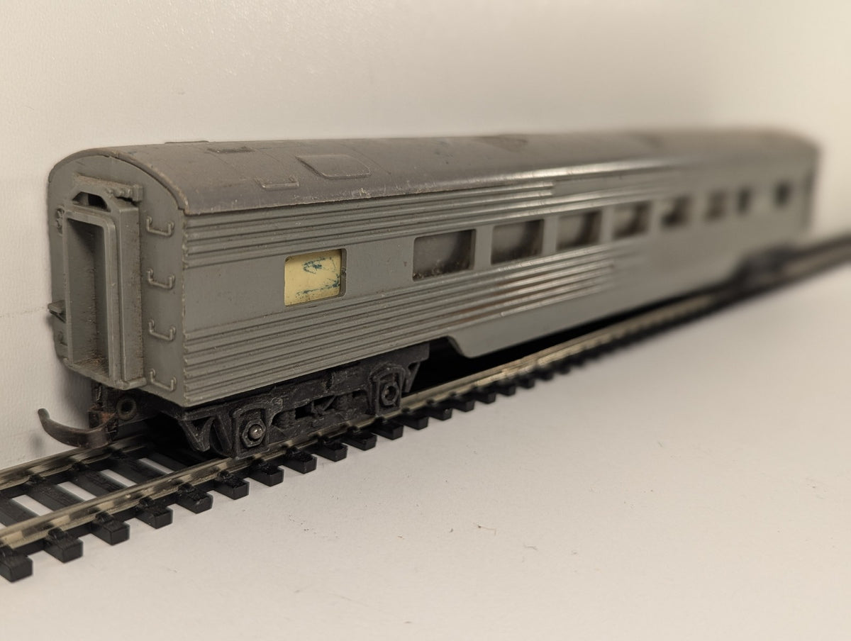 Tri-ang OO Gauge Transcontinental Passenger Coach Grey R.24/25