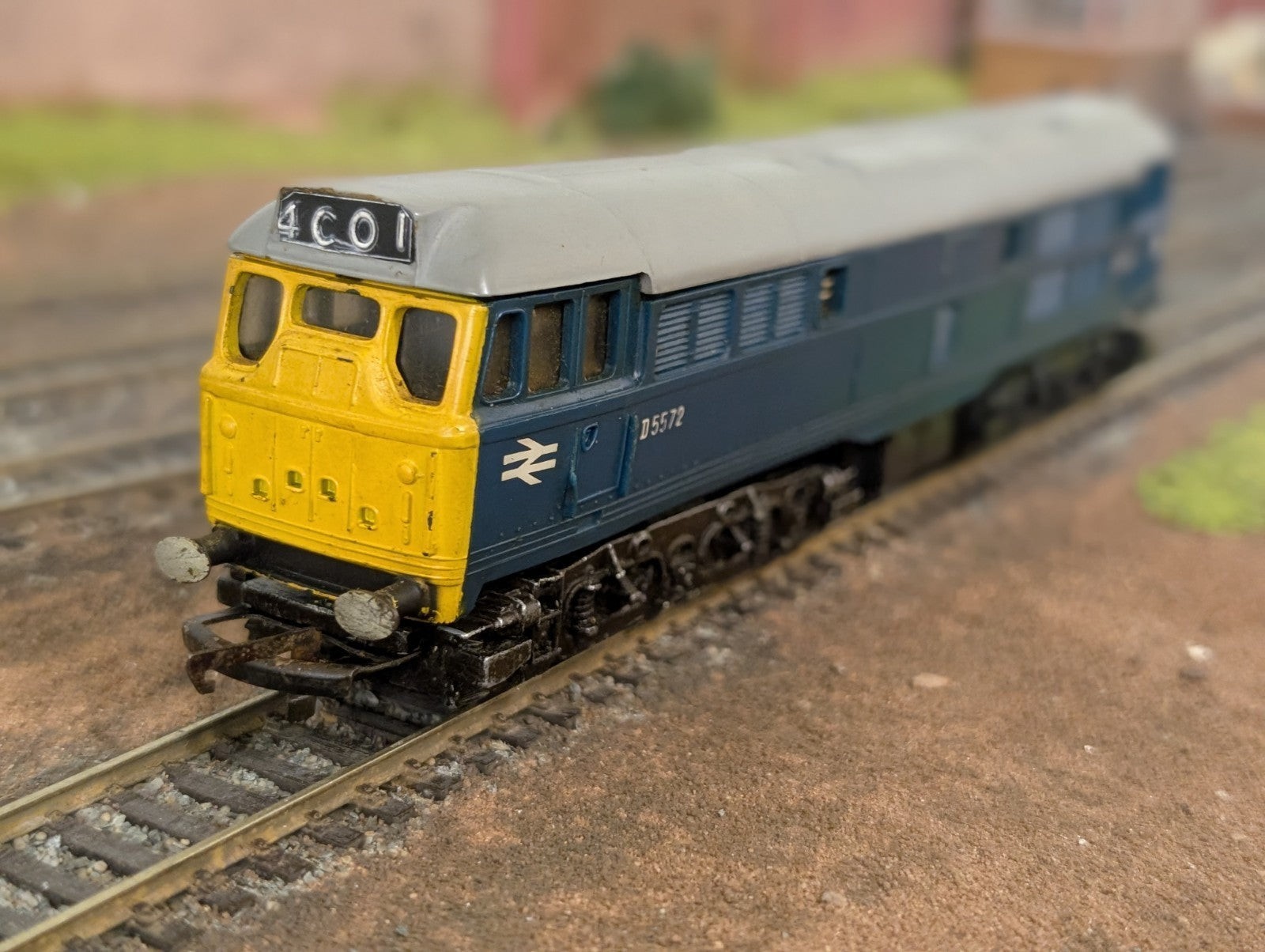 Tri-ang R357 OO Gauge BR Blue Class 31 D5572 Replacement Roof